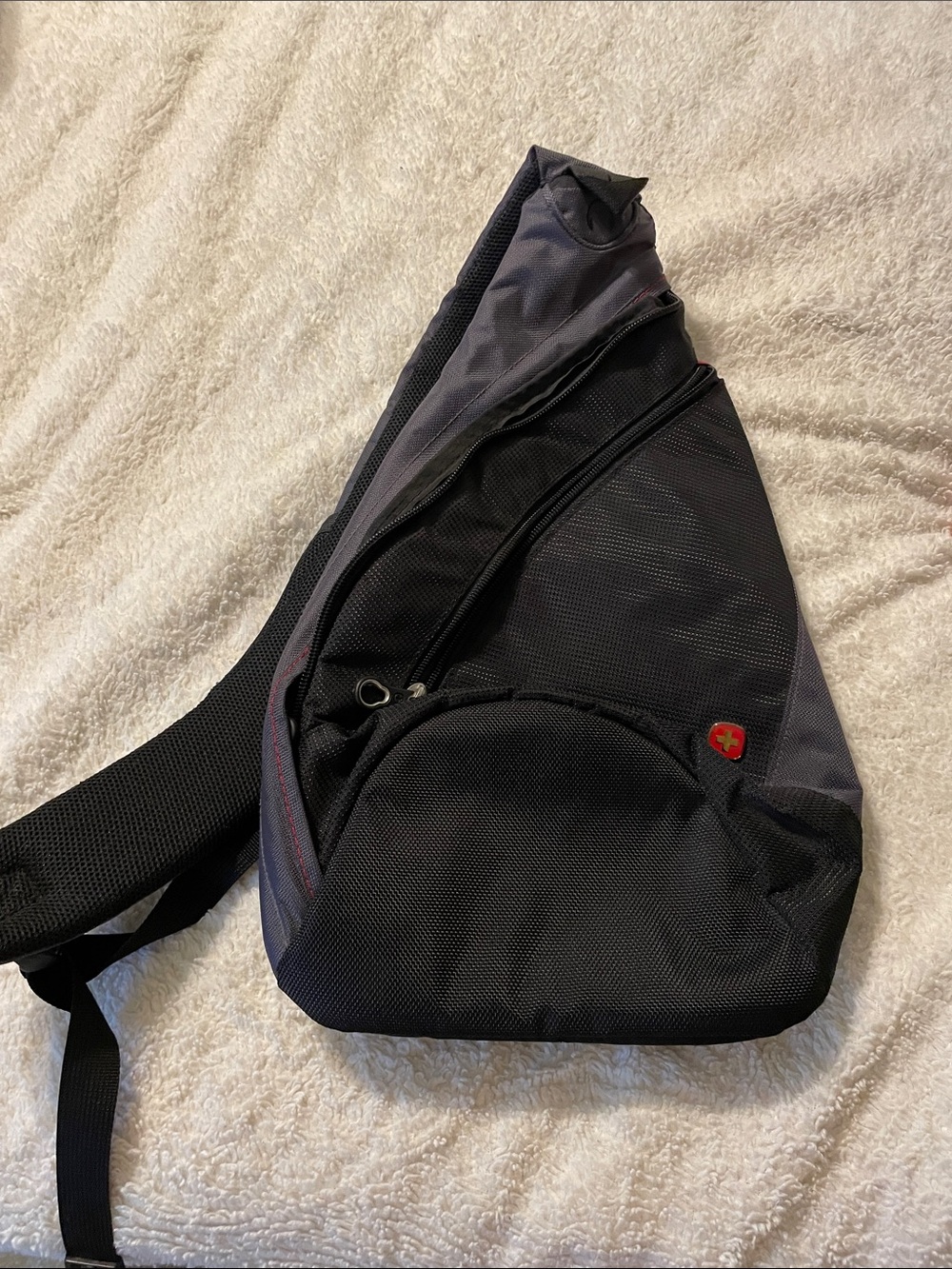 SWISSGEAR sling bag